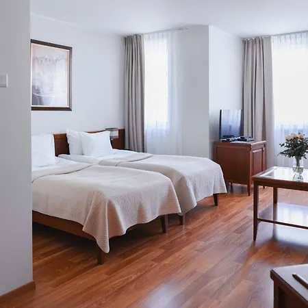 Couette-café Marea 3*